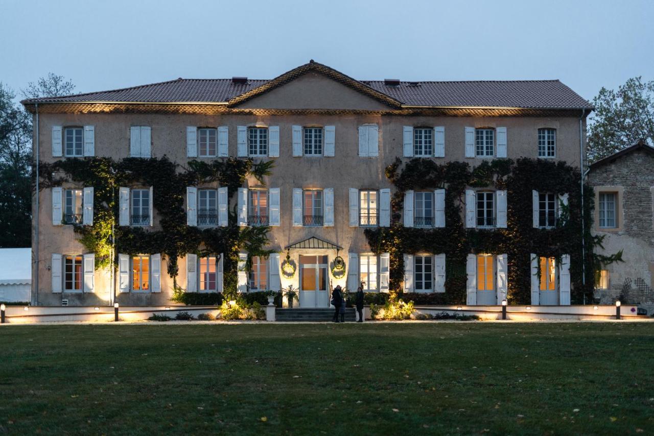 Hôtel Le Château de Césarges Maubec  Exterior foto